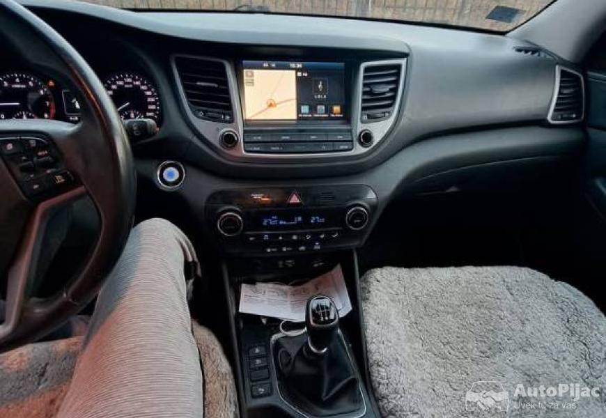 2018_hyundai_tuscon_16_gdi_14_polovni_automobili_autopijac.rs