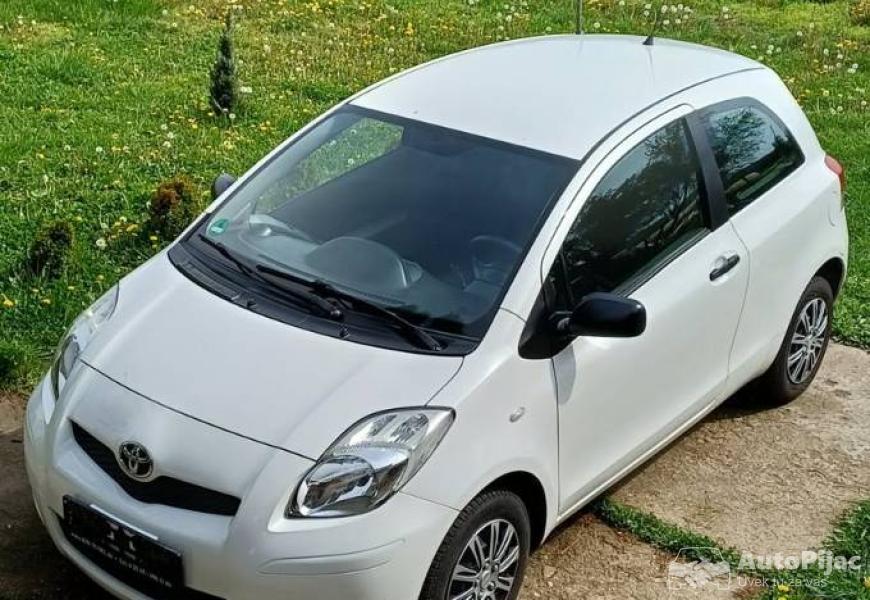 2009_toyota_yaris_3_polovni_automobili_autopijac.rs
