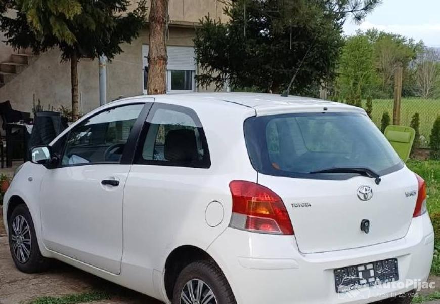 2009_toyota_yaris_5_polovni_automobili_autopijac.rs