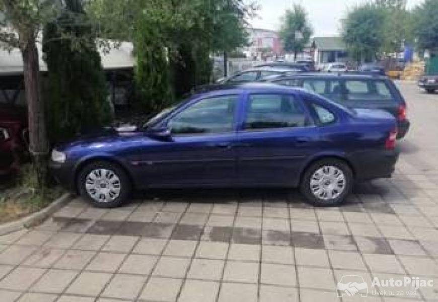 1998_opel_vectra_3_polovni_automobili_autopijac.rs