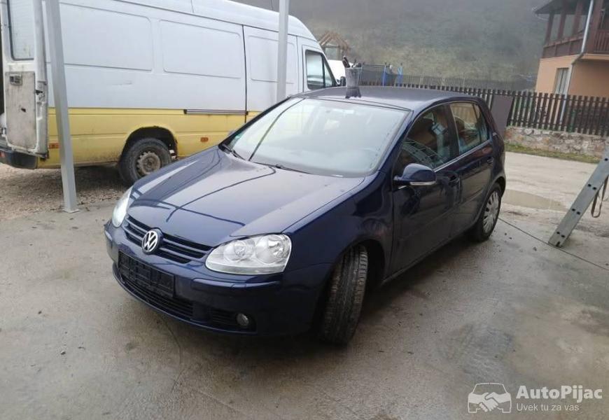 golf_5_14_benzin_delovii_2_polovni_automobili_autopijac.rs