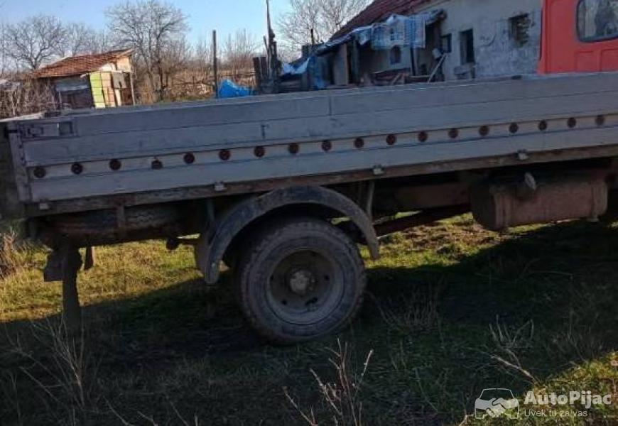 zastava_8_polovni_automobili_autopijac.rs