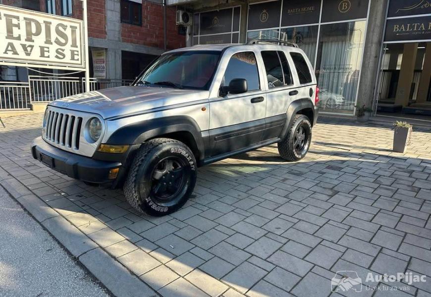 jeep_liberty_2_polovni_automobili_autopijac.rs