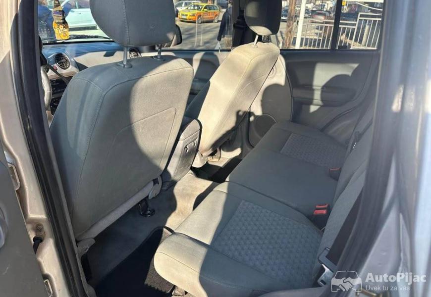 jeep_liberty_8_polovni_automobili_autopijac.rs