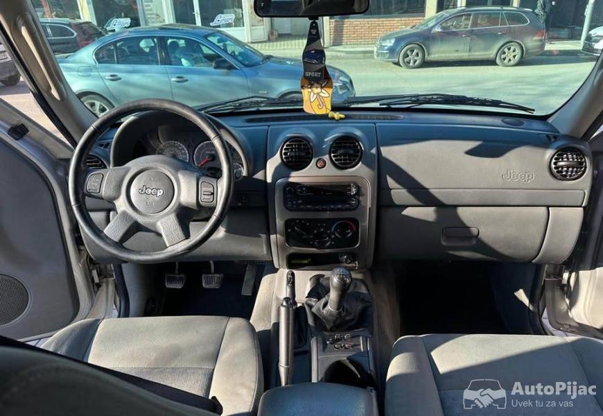 jeep_liberty_9_polovni_automobili_autopijac.rs