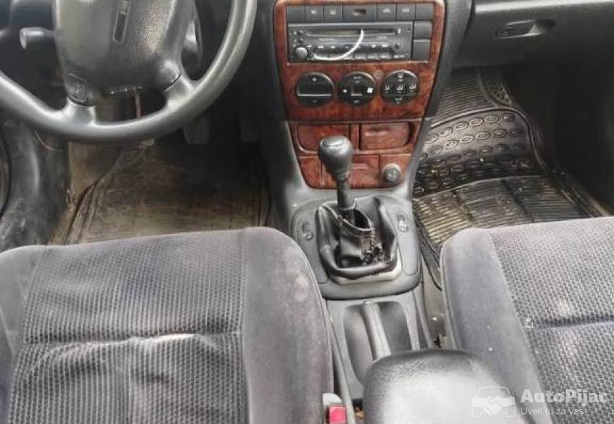 2001_opel_vectra_4_polovni_automobili_autopijac.rs