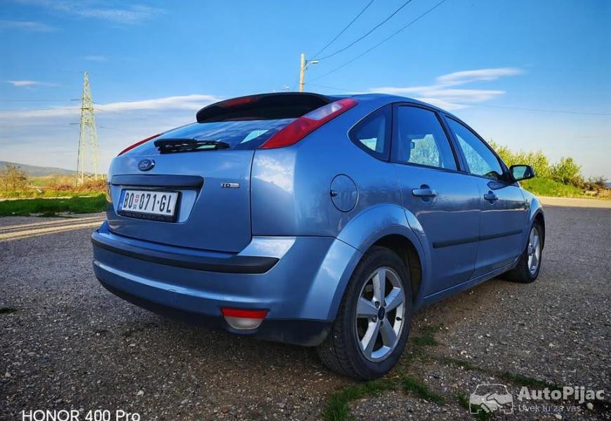 2005_ford_focus_16tdci_9_polovni_automobili_autopijac.rs