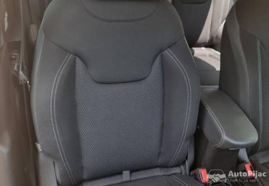 2022_jeep_renegade_night_eagle_10_pazen_mazen_i_st_7_polovni_automobili_autopijac.rs