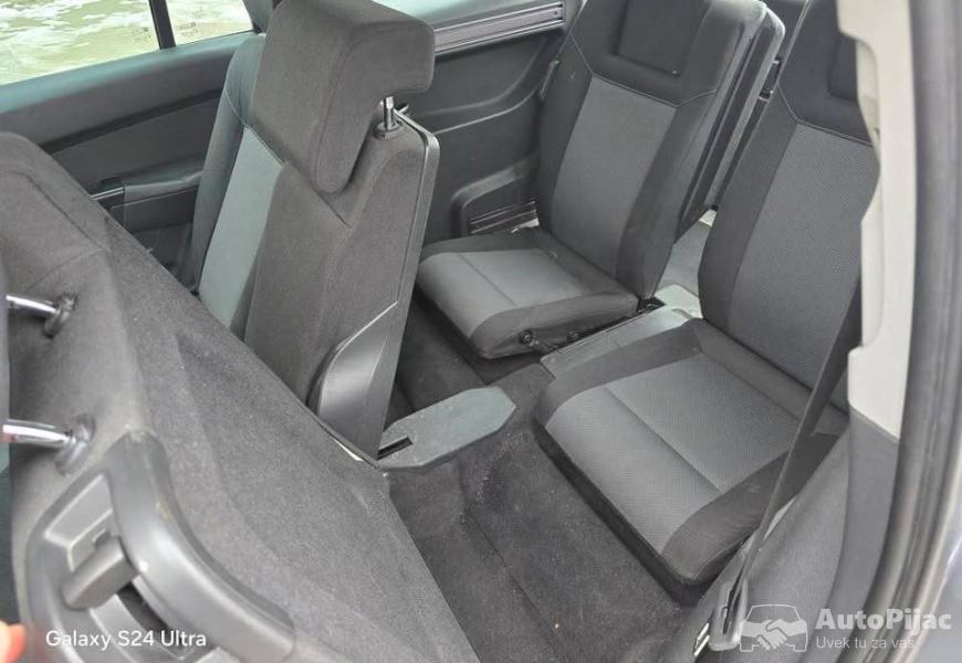 opel_zafira_20dti_88kw_2006g_7sedista_dobro_stanje_10_polovni_automobili_autopijac.rs