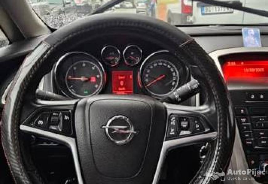 opel_astra_j_2011_11_polovni_automobili_autopijac.rs