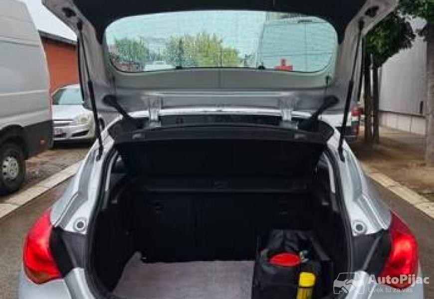 opel_astra_j_2011_5_polovni_automobili_autopijac.rs