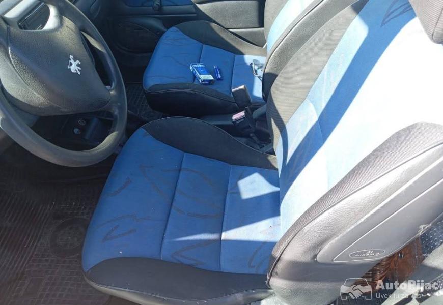 2001_peugeot_106_12_polovni_automobili_autopijac.rs