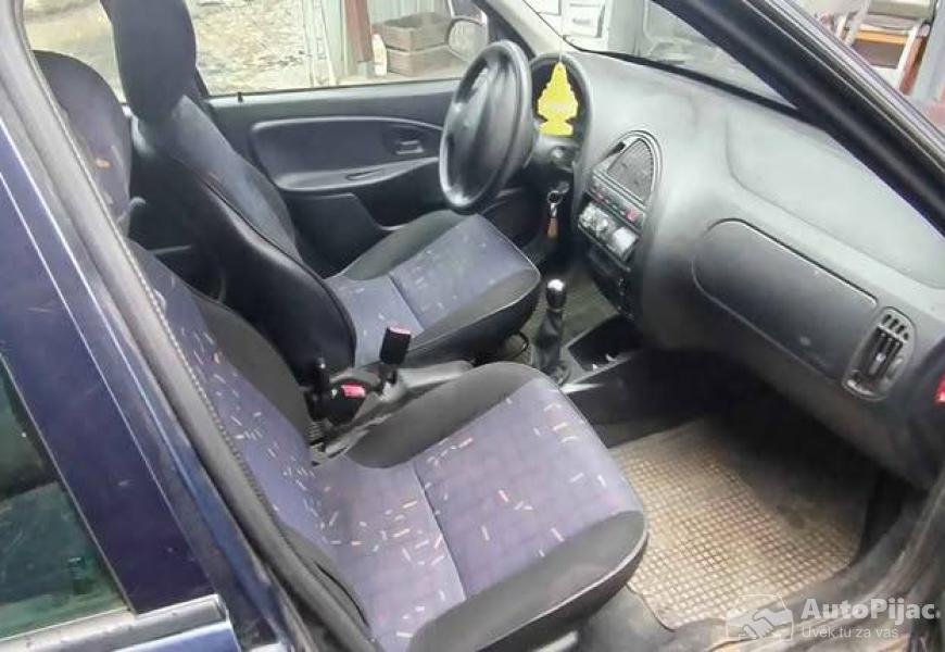citren_saxo_2001_2_polovni_automobili_autopijac.rs