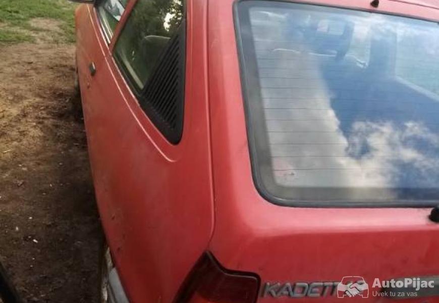 opel_suz_13_ohc_300e_5_polovni_automobili_autopijac.rs
