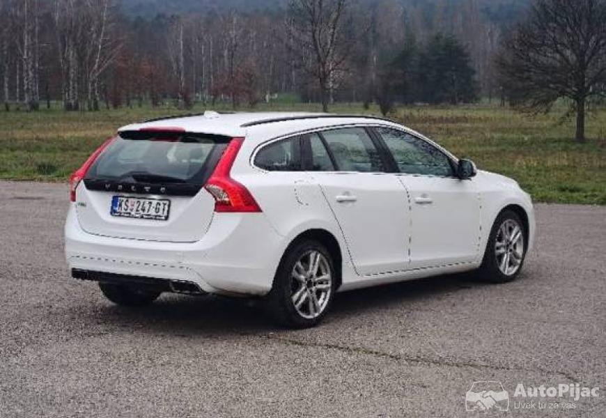 volvo_v60_3_polovni_automobili_autopijac.rs