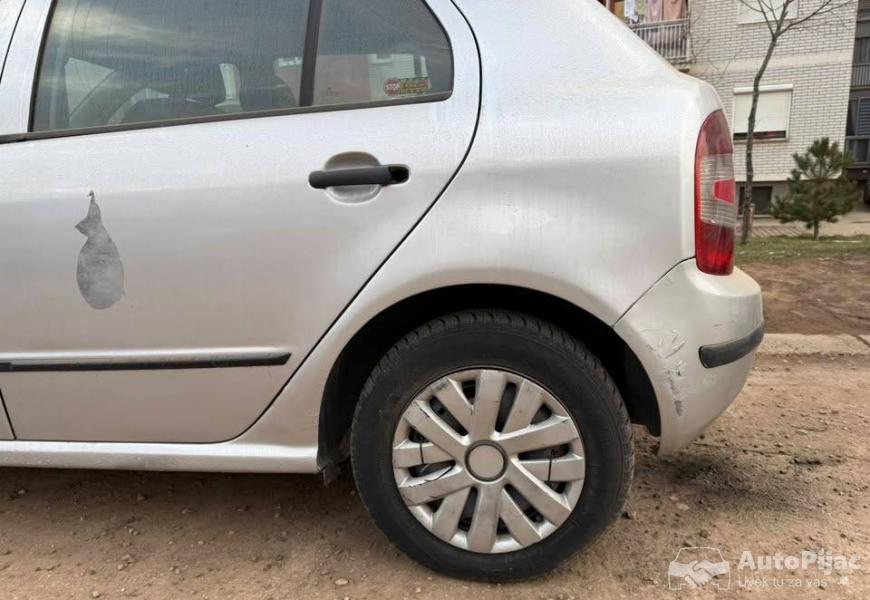 skoda_fabia_2006_godiste_19_4_polovni_automobili_autopijac.rs
