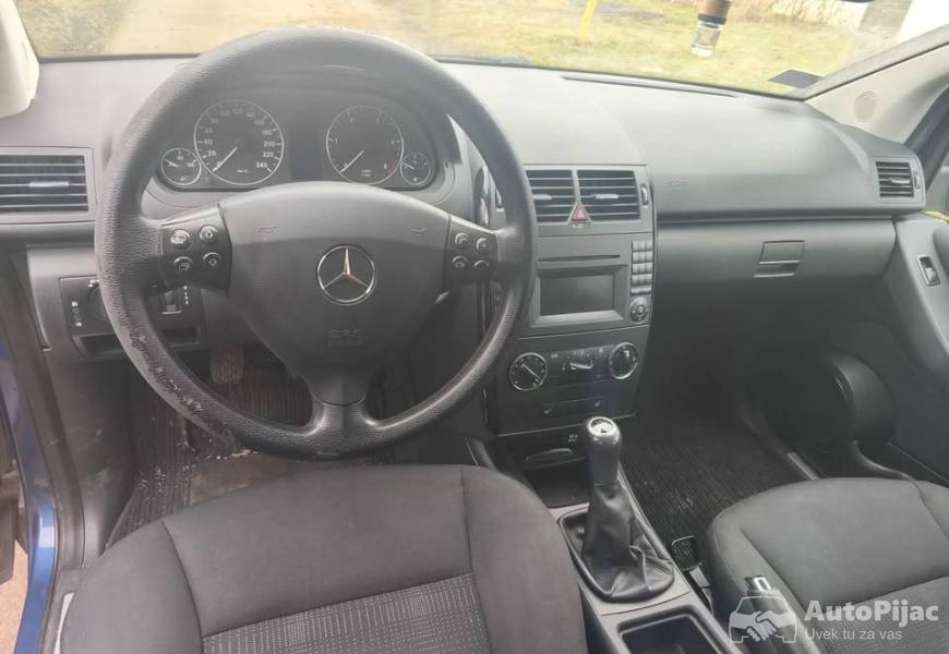 2010_mercedesbenz_aclass_5_polovni_automobili_autopijac.rs