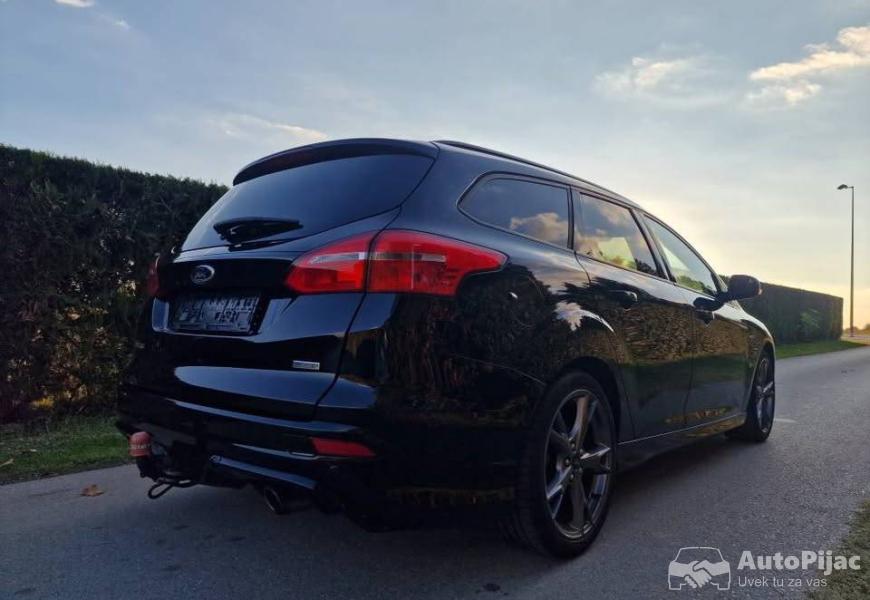 ford_focus_2016_st_line_oprema_14_polovni_automobili_autopijac.rs