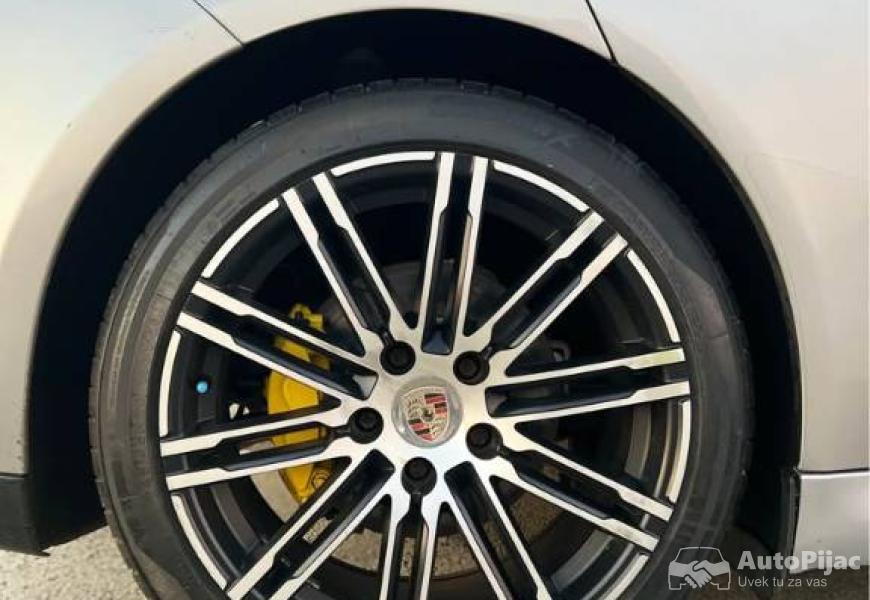 2010_porsche_panamera_4s_48_v8_4x4_10_polovni_automobili_autopijac.rs