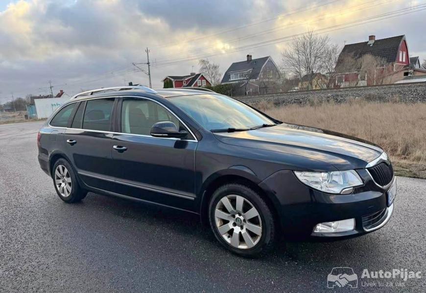 na_rodaju_na_strane_table_skoda_suberb_18_benzin_2_1_polovni_automobili_autopijac.rs