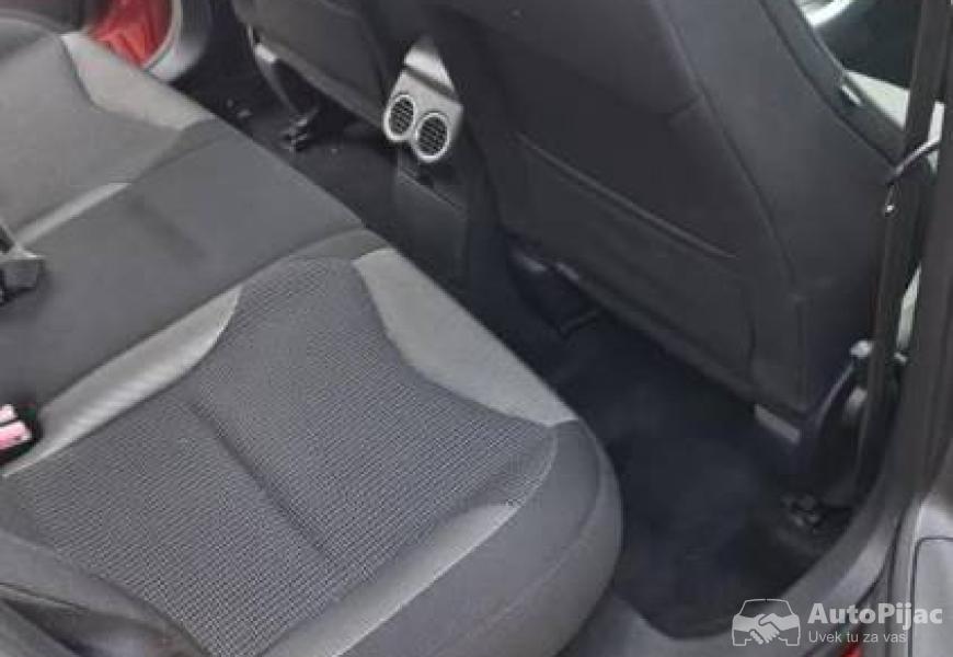 peugeot_308_16benzin_14_polovni_automobili_autopijac.rs