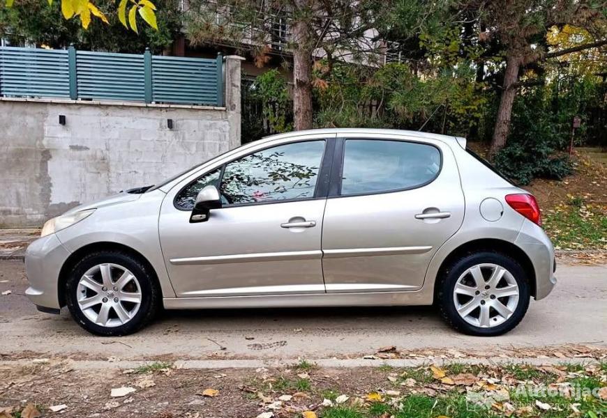 peugeot_207_16hdi_1_polovni_automobili_autopijac.rs