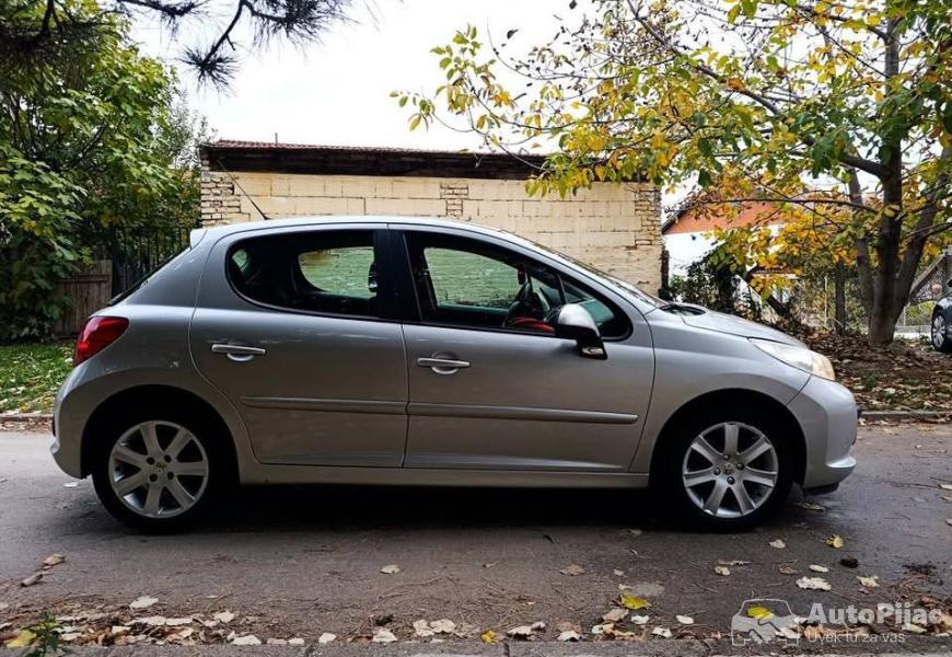 peugeot_207_16hdi_5_polovni_automobili_autopijac.rs
