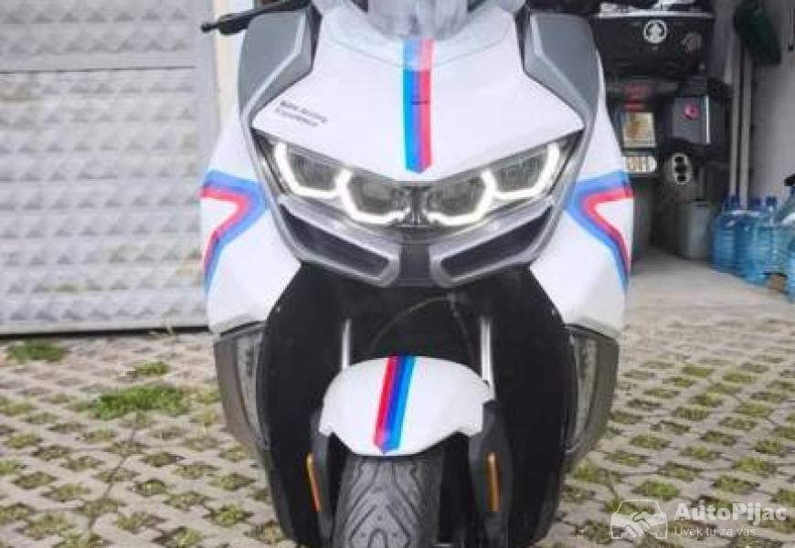 bmw_c400_gt_3_polovni_automobili_autopijac.rs