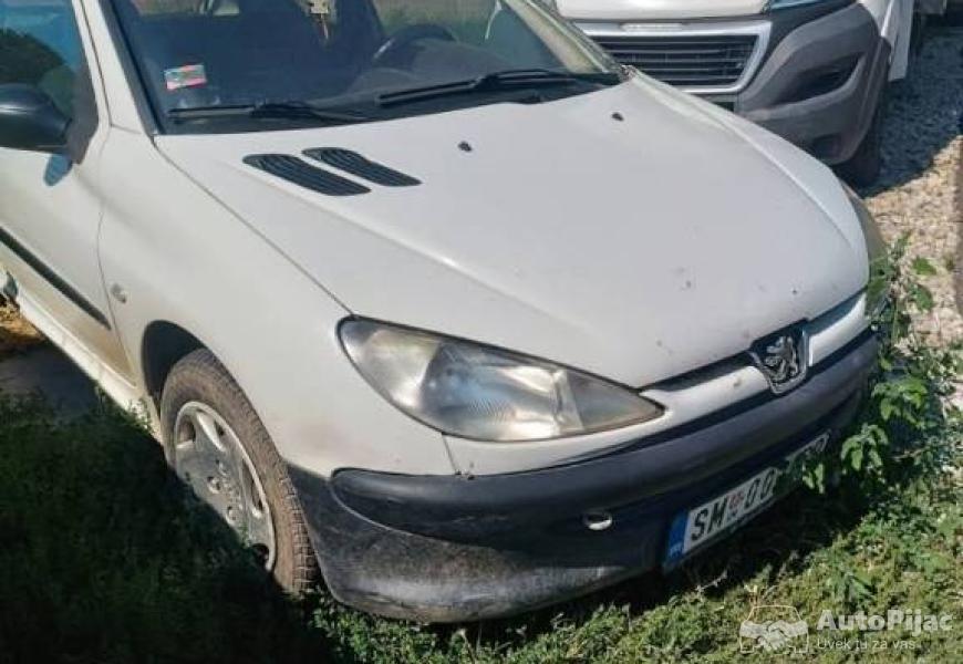 pezo_206_19dizel_3_polovni_automobili_autopijac.rs