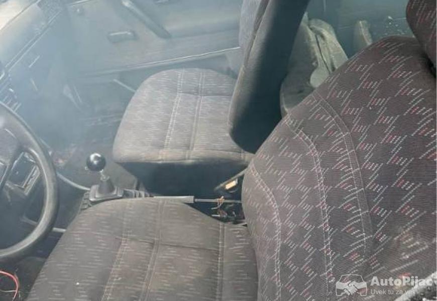 golf_2_turbo_dizel_250e_4_polovni_automobili_autopijac.rs