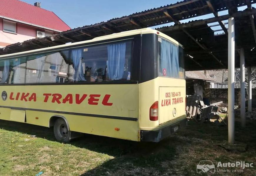 prodaja_se_minibus_mercedes_814d_1_polovni_automobili_autopijac.rs