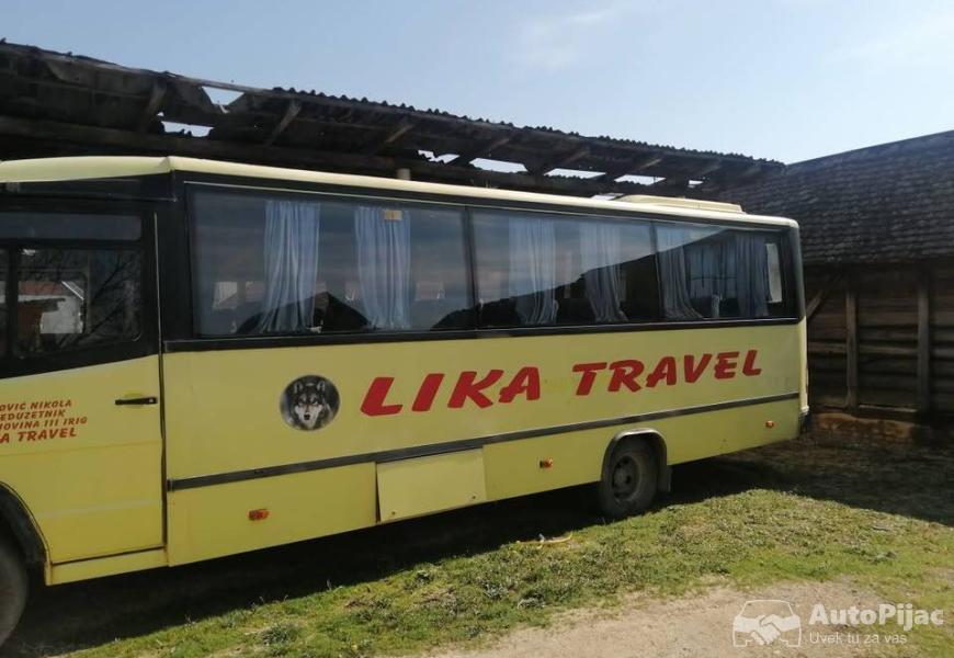 prodaja_se_minibus_mercedes_814d_3_polovni_automobili_autopijac.rs