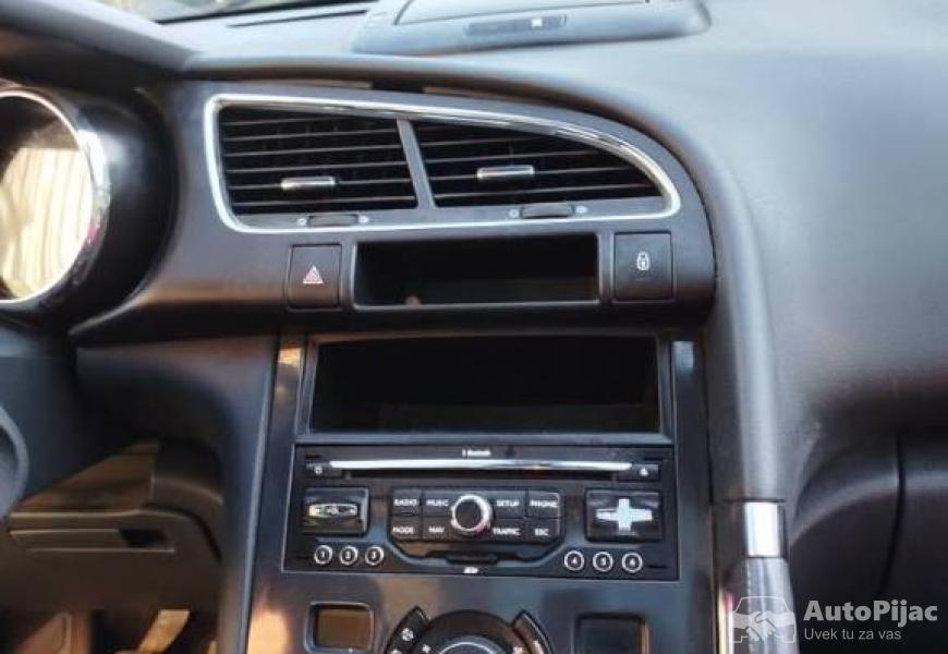 peugeot_3008_5_polovni_automobili_autopijac.rs
