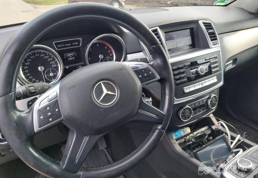 2012_mercedesbenz_ml250_bluetek_vlasnik_15_polovni_automobili_autopijac.rs