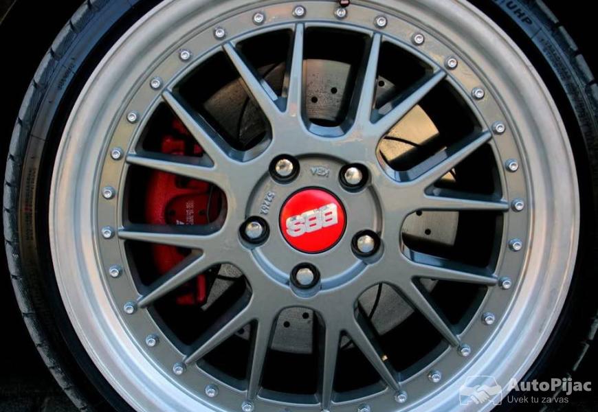gti_limited_edition_240_9_polovni_automobili_autopijac.rs