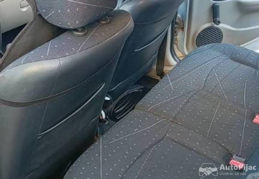 renault_clio_14_benzin_16v_72_kw_5_polovni_automobili_autopijac.rs