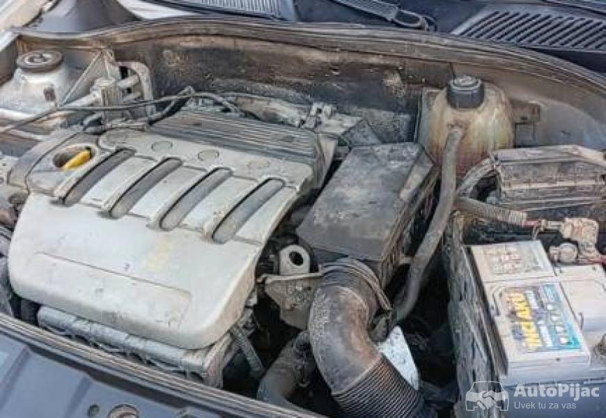 renault_clio_14_benzin_16v_72_kw_8_polovni_automobili_autopijac.rs