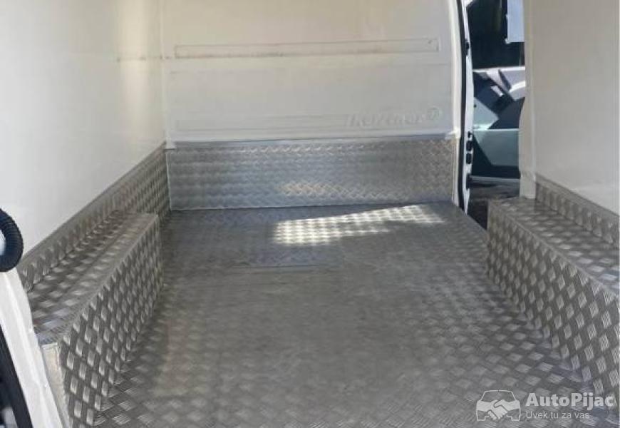 mercedes_vito_110_cdi_8_polovni_automobili_autopijac.rs