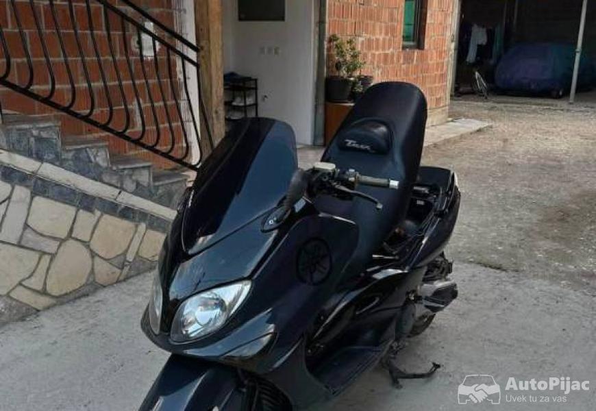 tmax_500_full_malosii_1_polovni_automobili_autopijac.rs