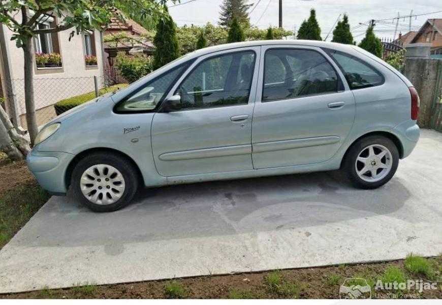 na_prodaju_citroen_picasso_20_godiste_2002_1_polovni_automobili_autopijac.rs