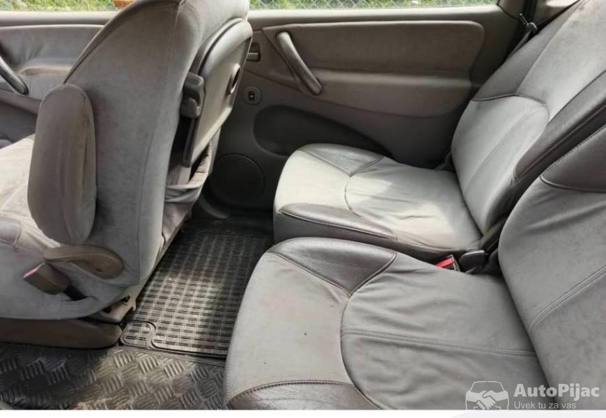 na_prodaju_citroen_picasso_20_godiste_2002_7_polovni_automobili_autopijac.rs