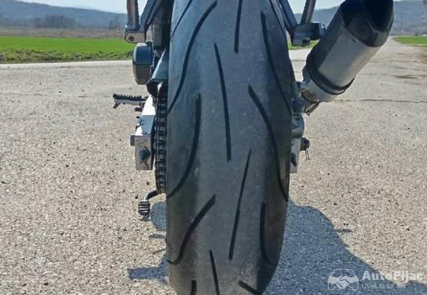 kawasaki_zr_7_1_polovni_automobili_autopijac.rs