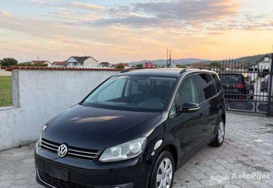 touran_14_benzin_2_polovni_automobili_autopijac.rs