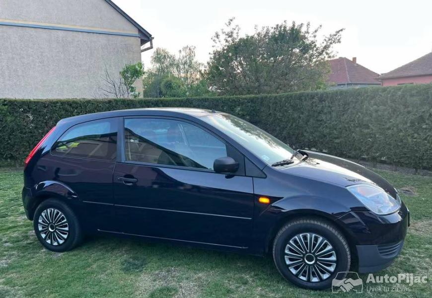 ford_fiesta_13_benzin_6_polovni_automobili_autopijac.rs
