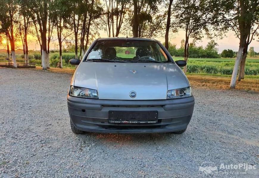 fiat_punto_12_8v_2001_godiste_1_polovni_automobili_autopijac.rs