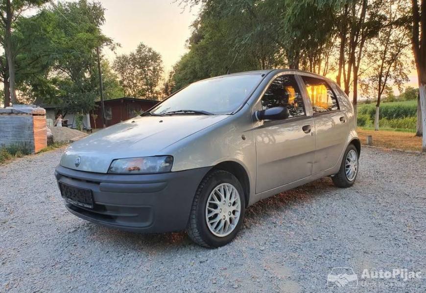 fiat_punto_12_8v_2001_godiste_2_polovni_automobili_autopijac.rs