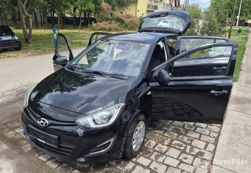 hyundai_i20_12b_63kw_2013god_15_polovni_automobili_autopijac.rs
