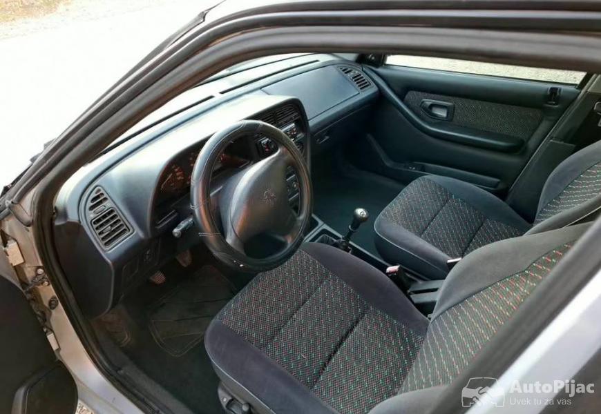 pezo_306_7_polovni_automobili_autopijac.rs