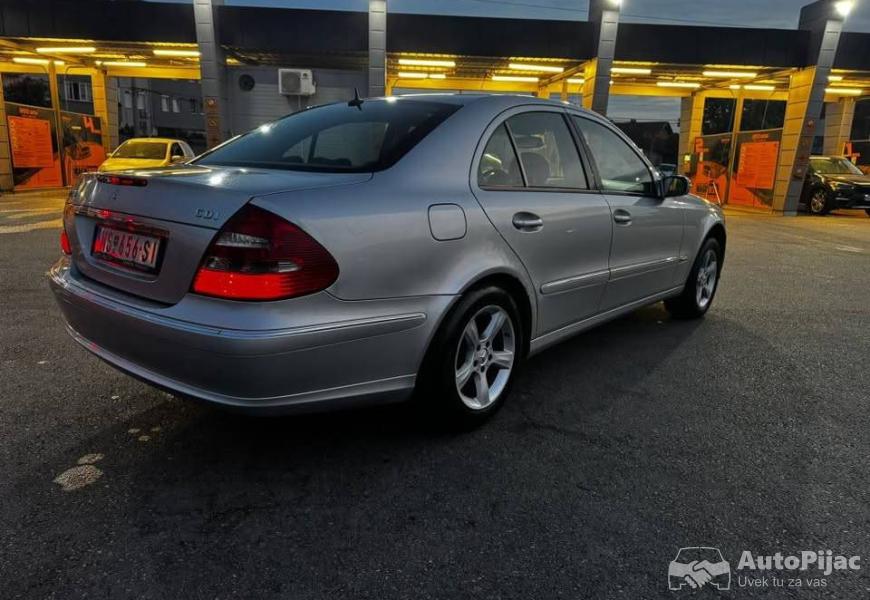 mercedes_e200_2004godina_3_polovni_automobili_autopijac.rs