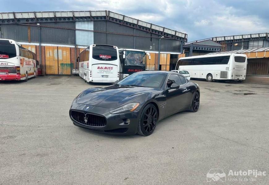 maserati_granturismo_42_v8_ferrari_1_polovni_automobili_autopijac.rs